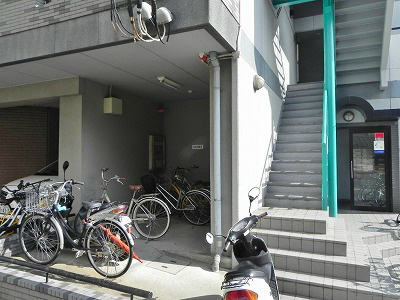 ヴェルメゾン今出川 エントランス