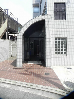 ス・プレール田中 エントランス