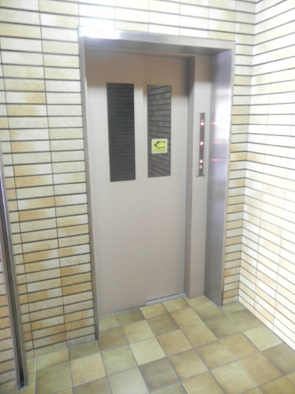 ロイヤルセンタービルコバヤシ ロビー