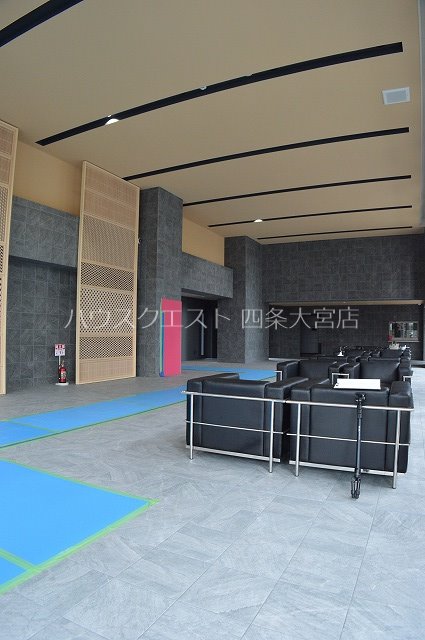 エステムコート京都西大路 ロビー