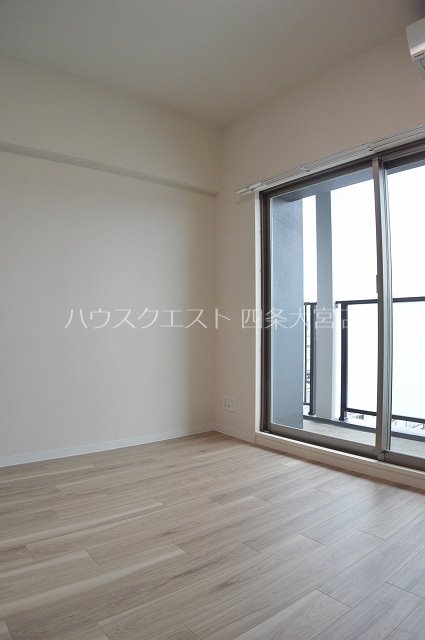 エステムコート京都西大路 リビング