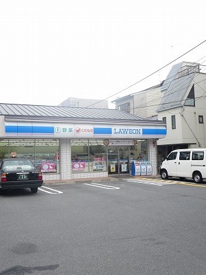 コクーン三条大宮 コンビニ