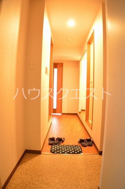 マインズ・コム四条大宮 玄関