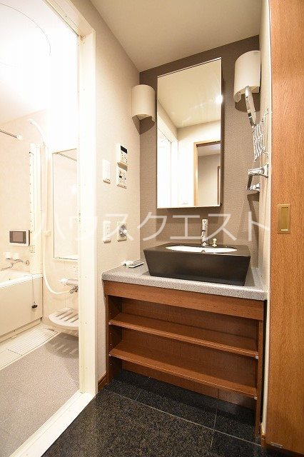 グランエターナ京都 洗面所
