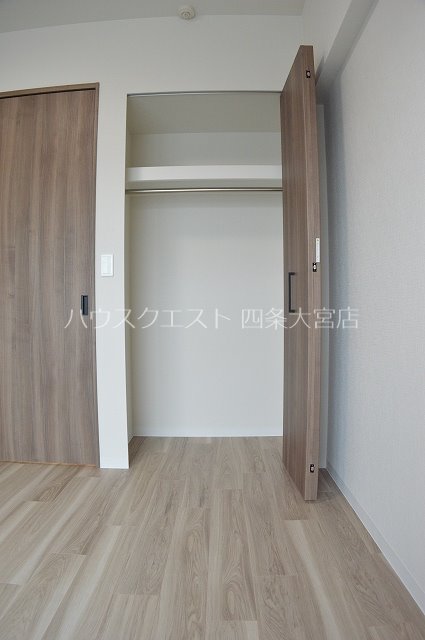 エステムコート京都西大路 収納