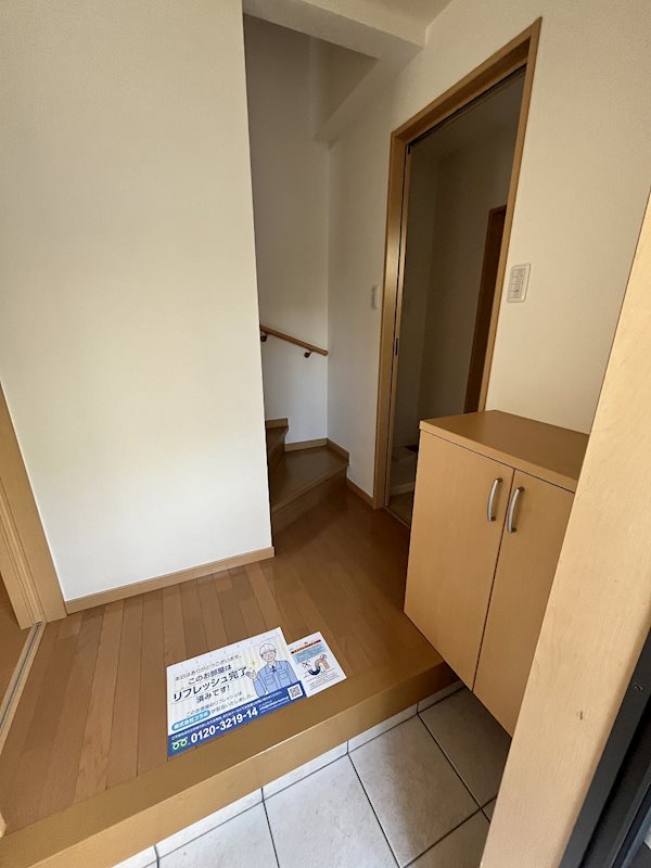 ビアンフェ下鴨　西棟 玄関