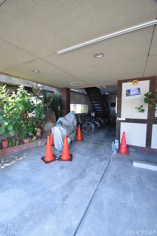 マンションひなどり エントランス
