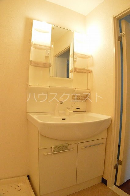 グランベール西七条 洗面所