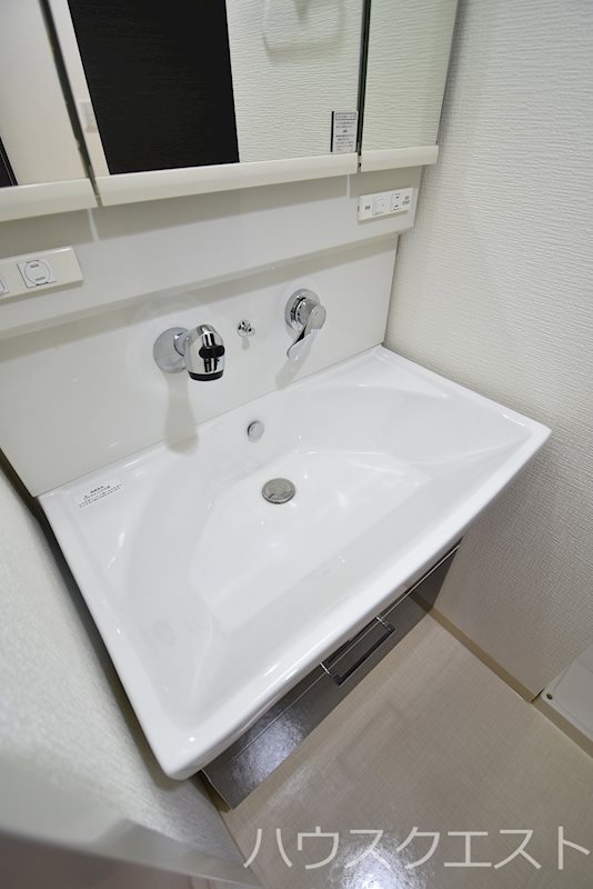 サウス・サントゥールくいな橋 その他