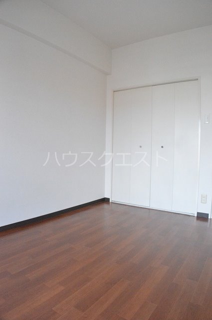 グランベール西七条 ベッドルーム