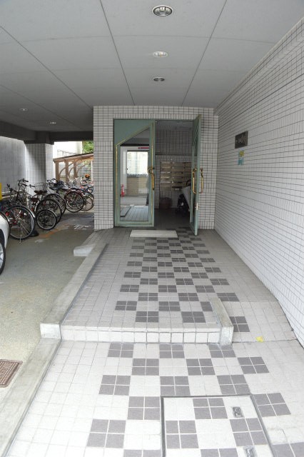 セーブル葛野 エントランス