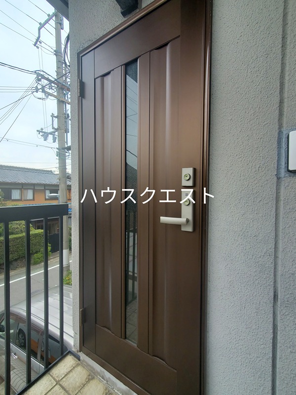 八久ハイツ 玄関