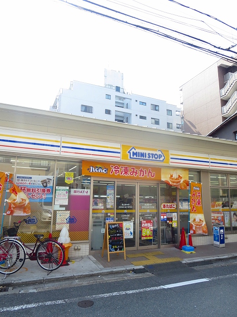 シエーナグランデ四条烏丸 コンビニ