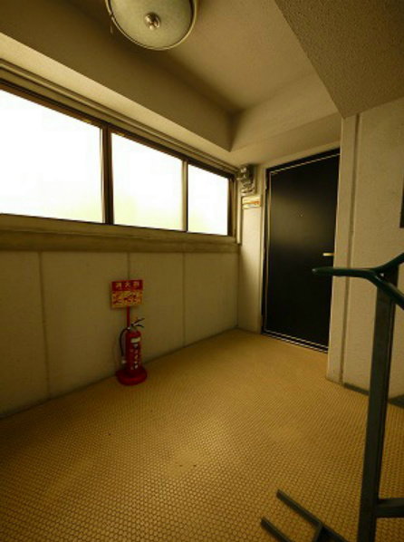 エクセレント小川 エントランス