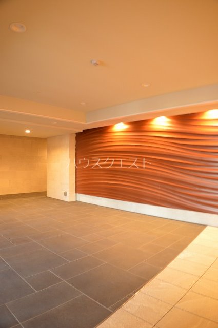 プレデコート西京極 ロビー