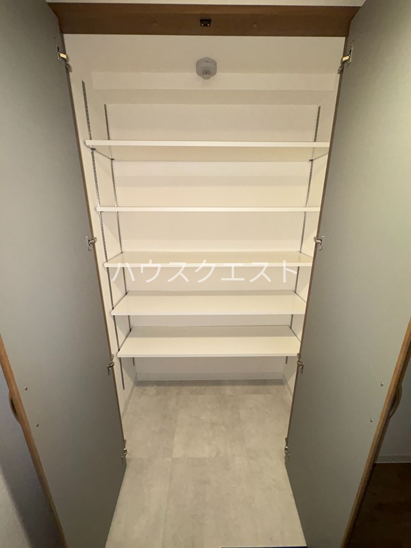 LW京都桜邸 収納