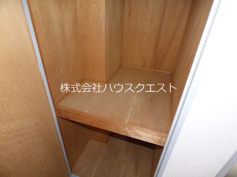 ピュアー紙屋川 収納