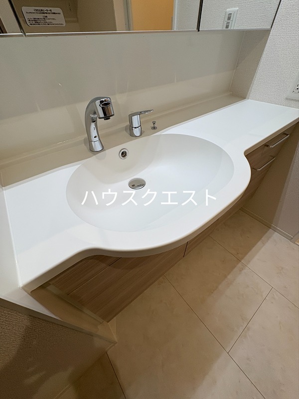 エンラージ西院 洗面所
