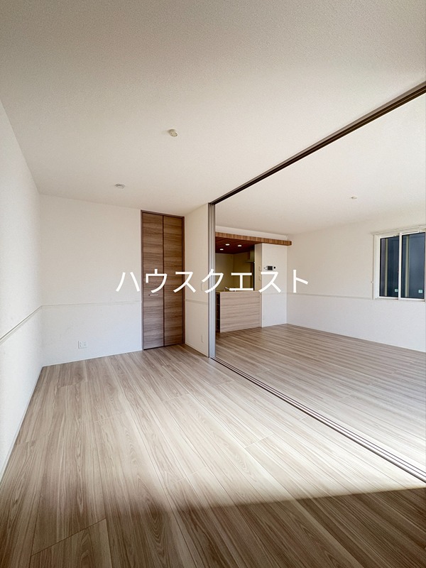 エンラージ西院 ベッドルーム