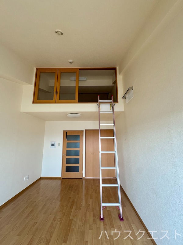 VILLA MARY五条 リビング