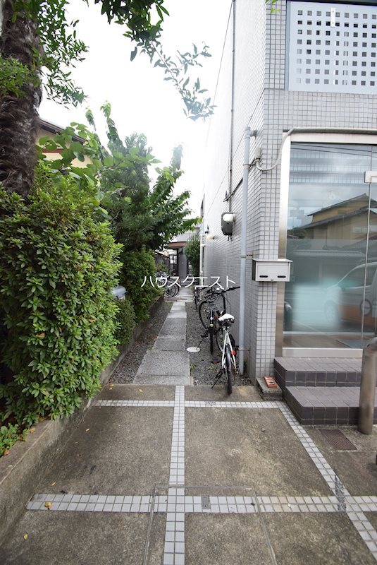 衣笠コーポ梛 エントランス