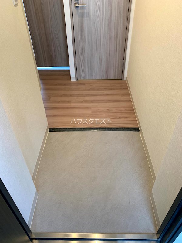 ファーストフィオーレ京都コーヴォ 玄関
