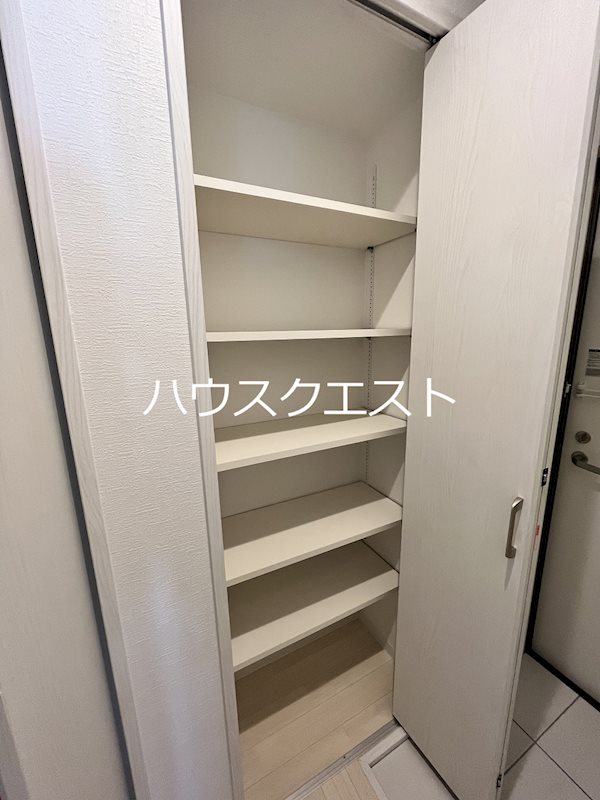 Private　Residence京都駅西 玄関