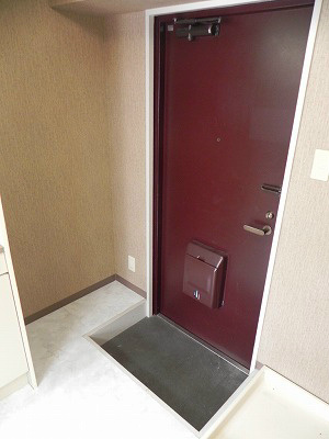 エルペキーニョ 玄関