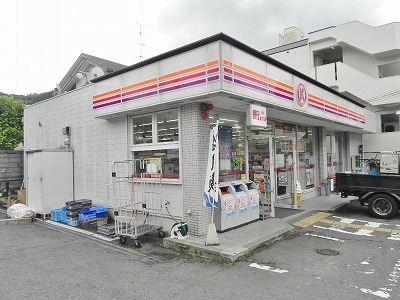ランドハウス洛北 コンビニ