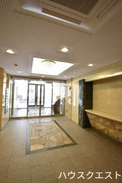 プレサンス京都四条河原町ネクステージ エントランス