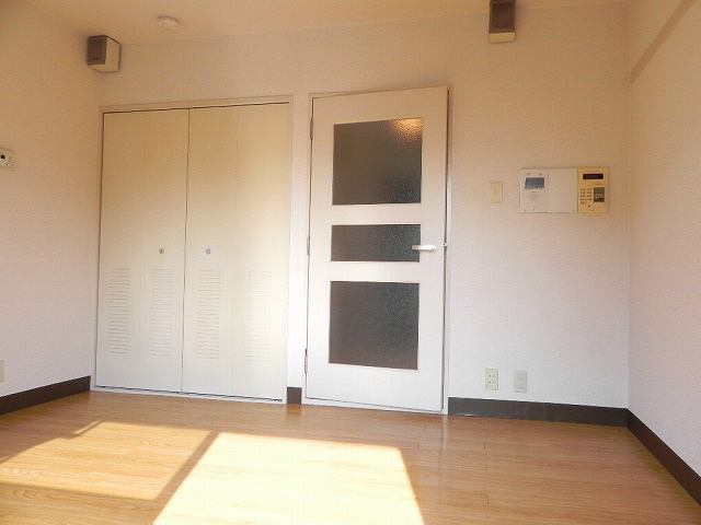 聖護院谷口マンション リビング