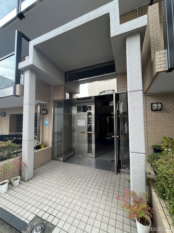 デトムワン西陣南 エントランス