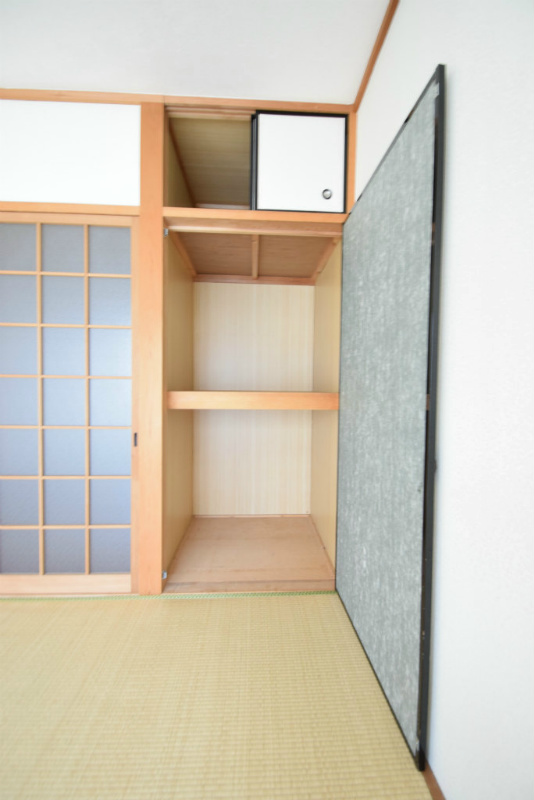 八文字屋ビル 収納