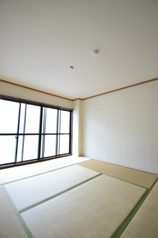 八文字屋ビル ベッドルーム