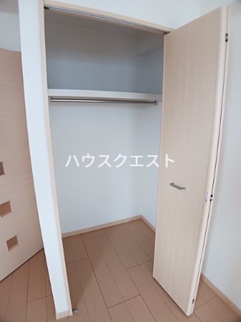 サザン京央 収納