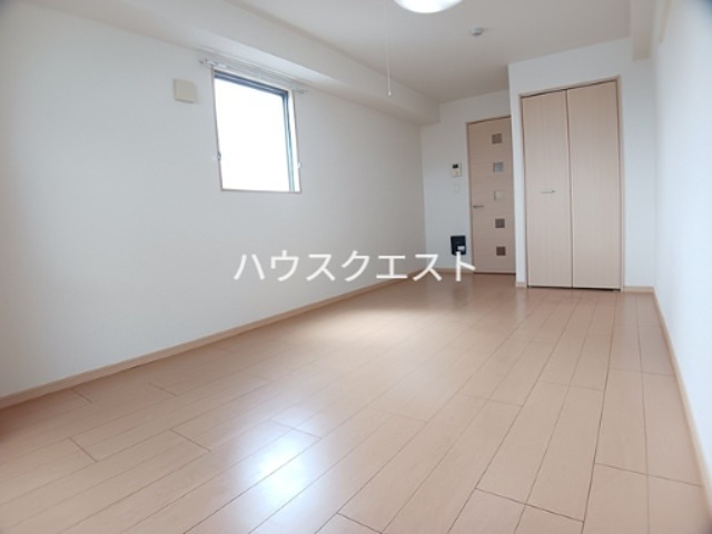 サザン京央 リビング