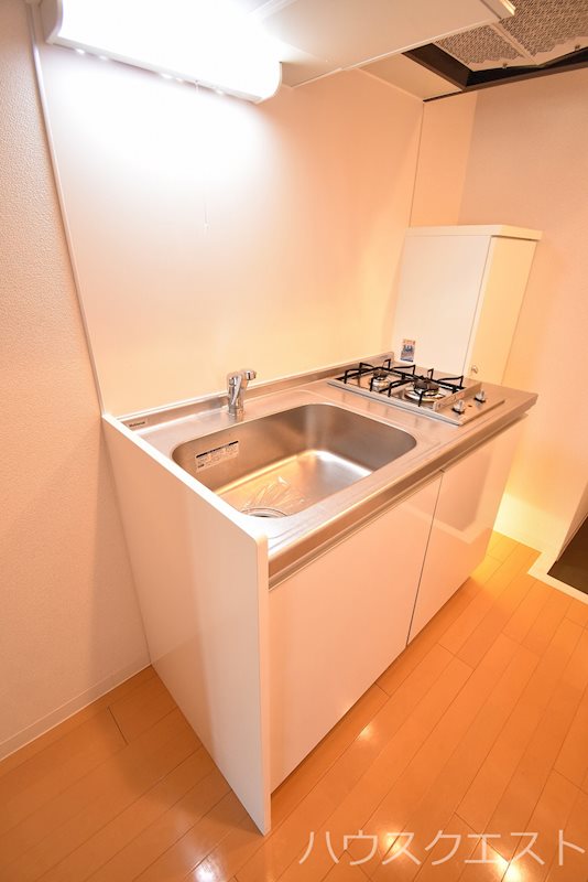 プレサンスＮＥＯ京都烏丸 キッチン