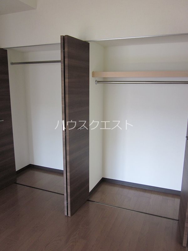 エスリード烏丸御池 収納