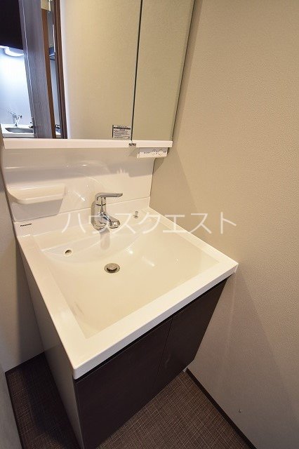 エステムコート京都西院 洗面所