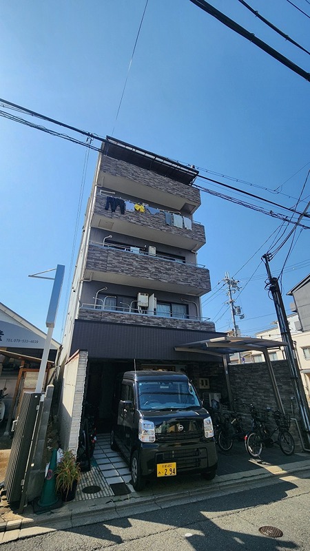メイゾン六波羅 外観