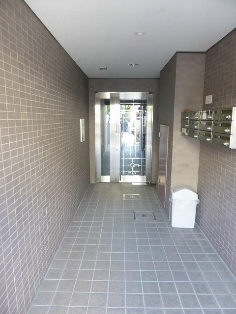 PARK　SIDE秀泉 エントランス
