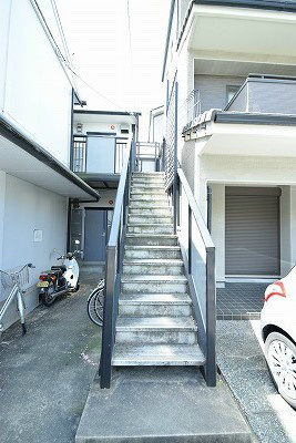メイツサカソ エントランス
