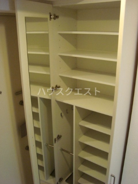 エステムプラザ京都聚楽第　雅邸 収納