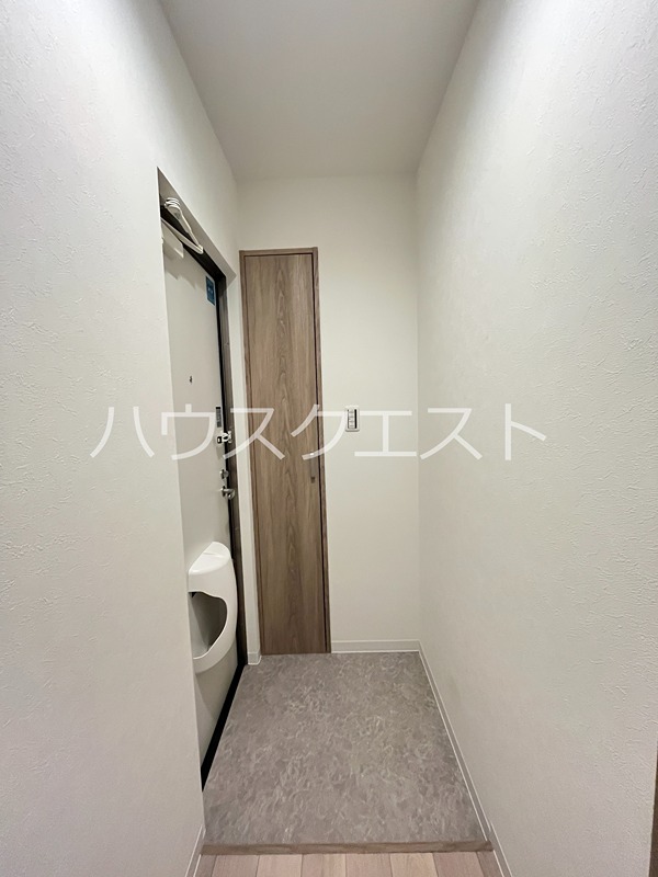 クオリエ茶山駅前 玄関