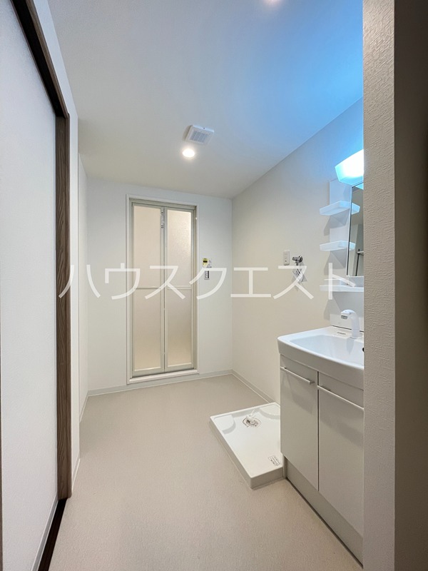 クオリエ茶山駅前 洗面所