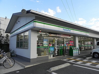 ミヤタハイツ コンビニ