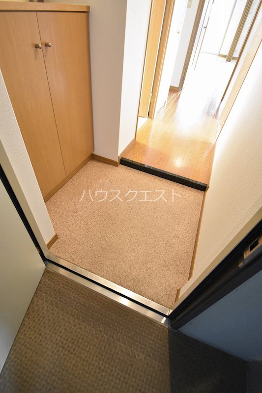 メゾン油小路 玄関