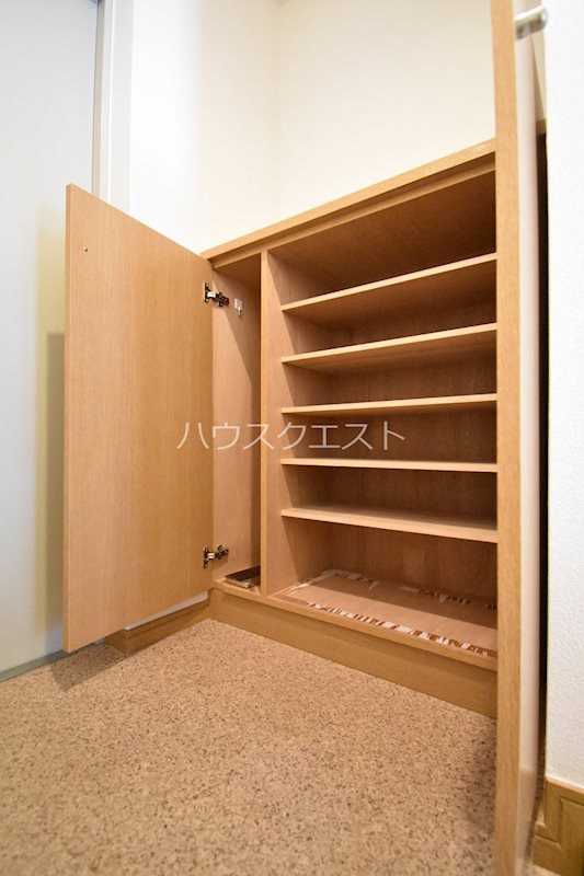 メゾン油小路 収納