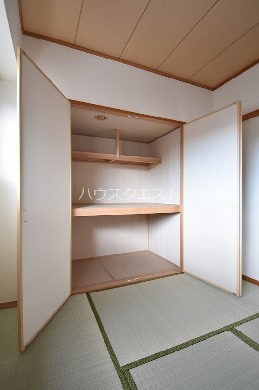 メゾン油小路 収納