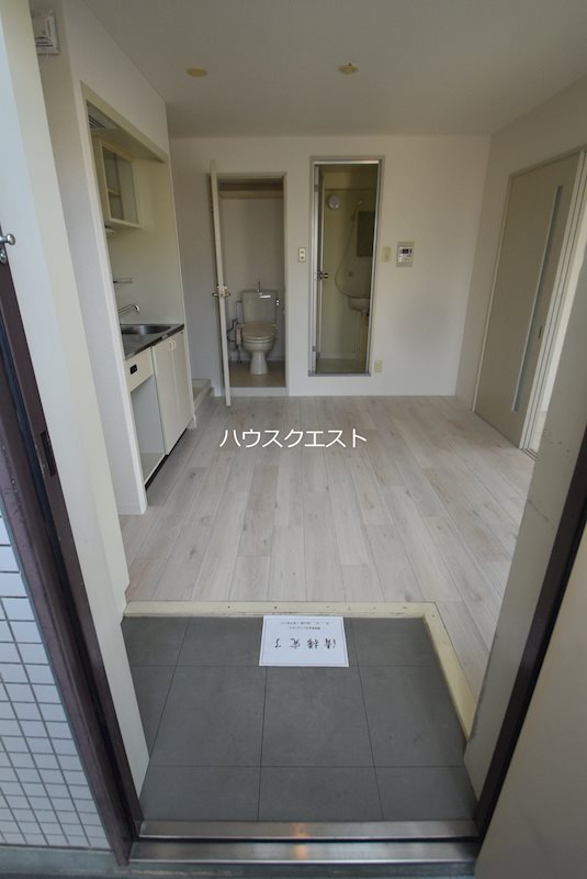 カワモトマンション 玄関